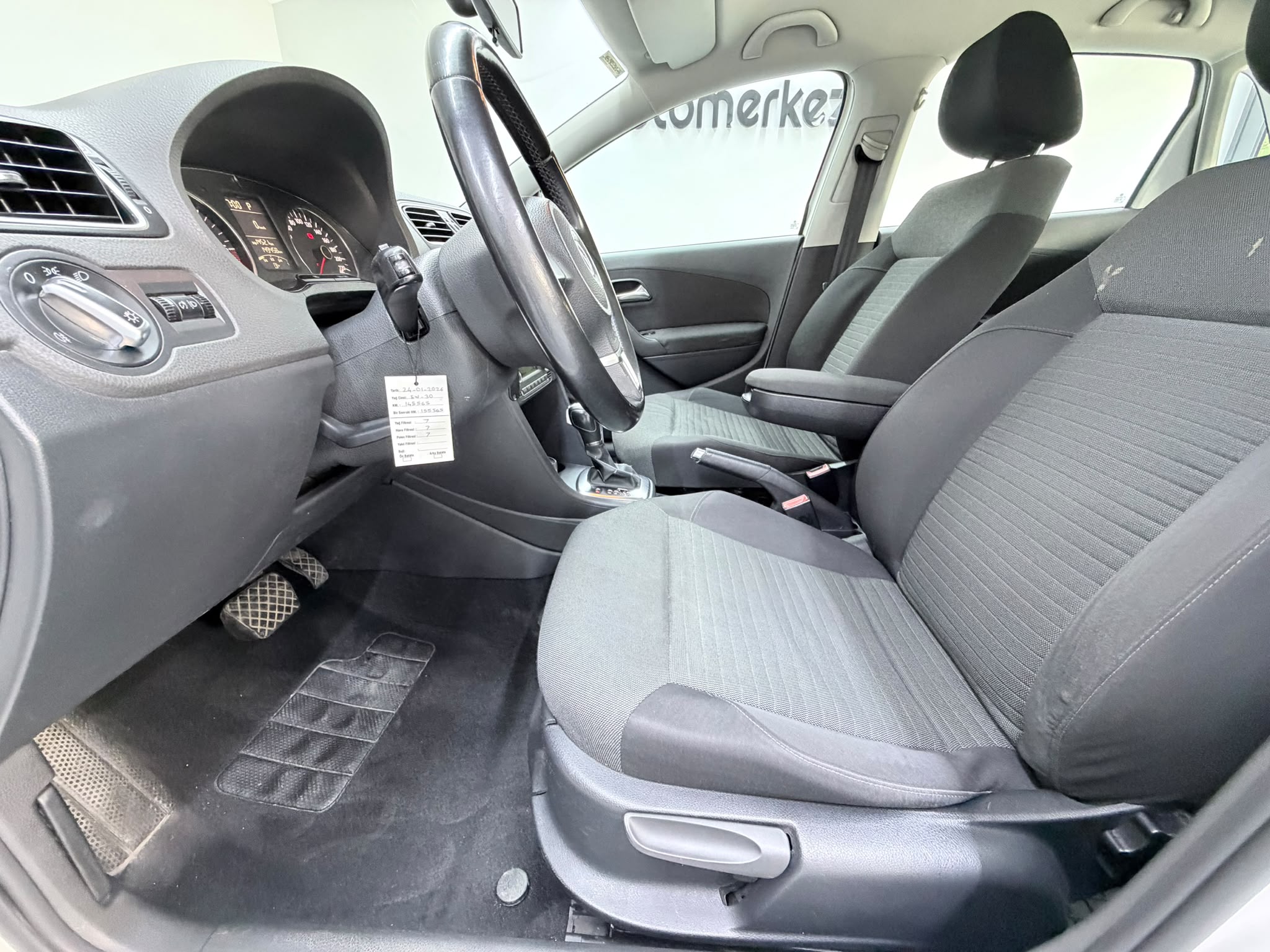 VOLKSWAGEN POLO 21